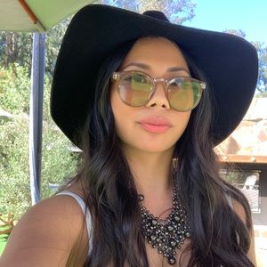 Meet your Posher, Erika